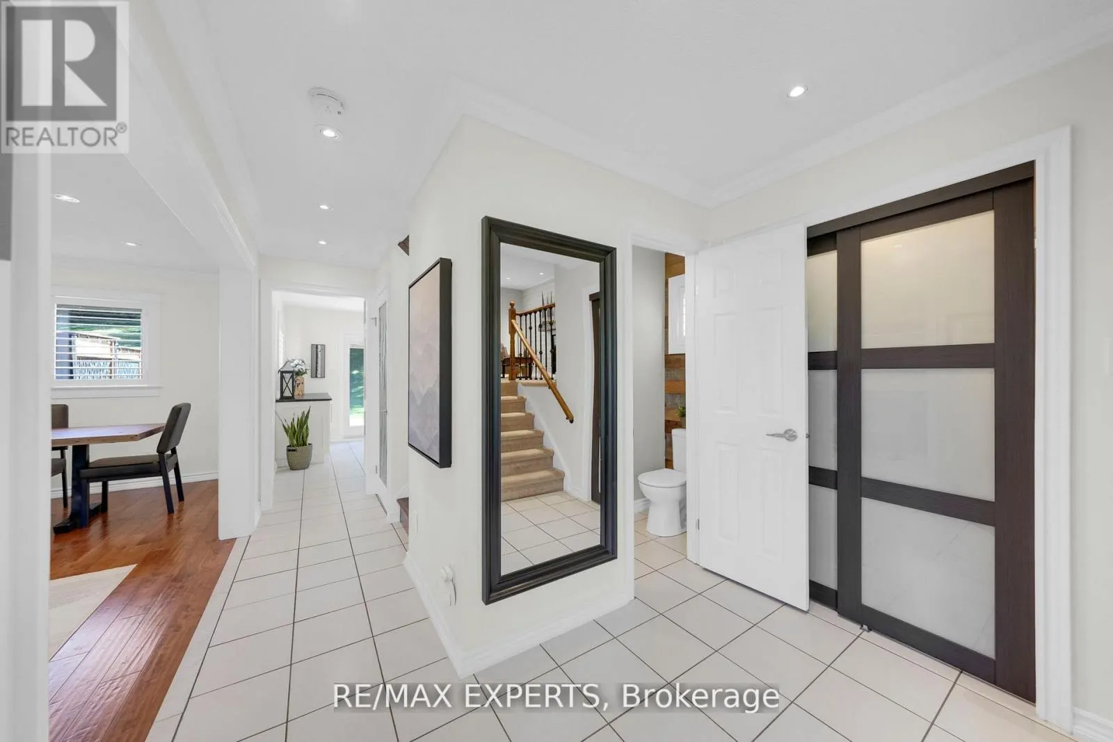 44 SUNKIST VALLEY ROAD