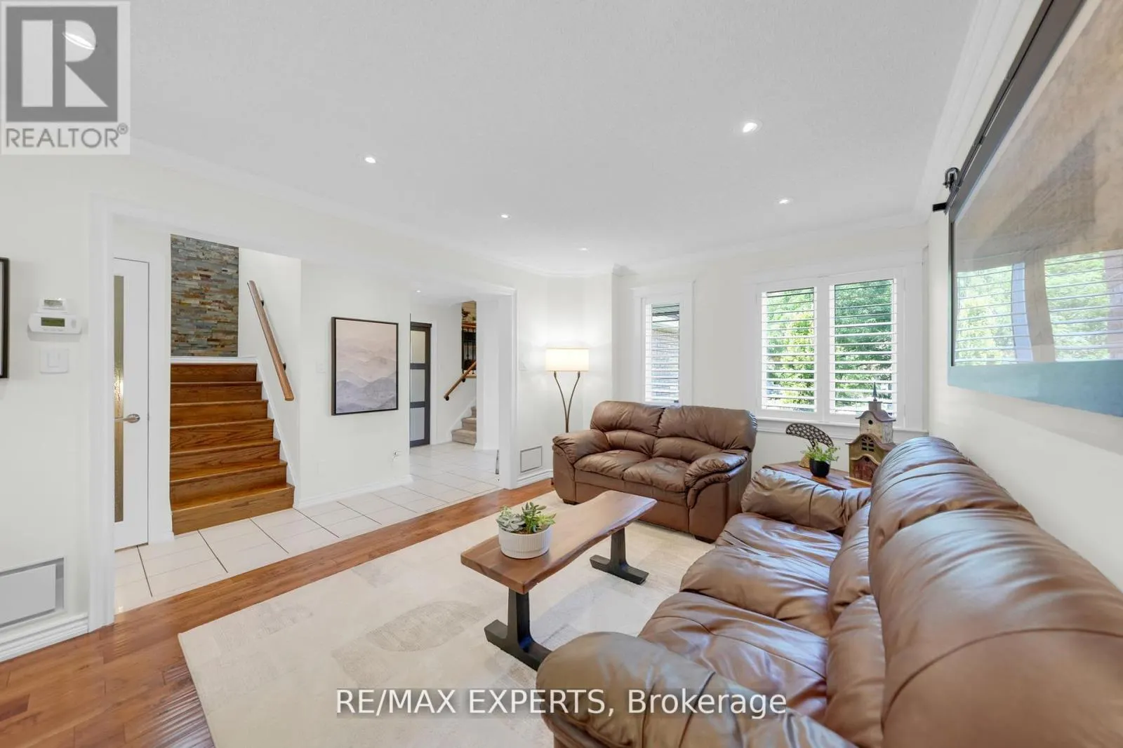 44 SUNKIST VALLEY ROAD