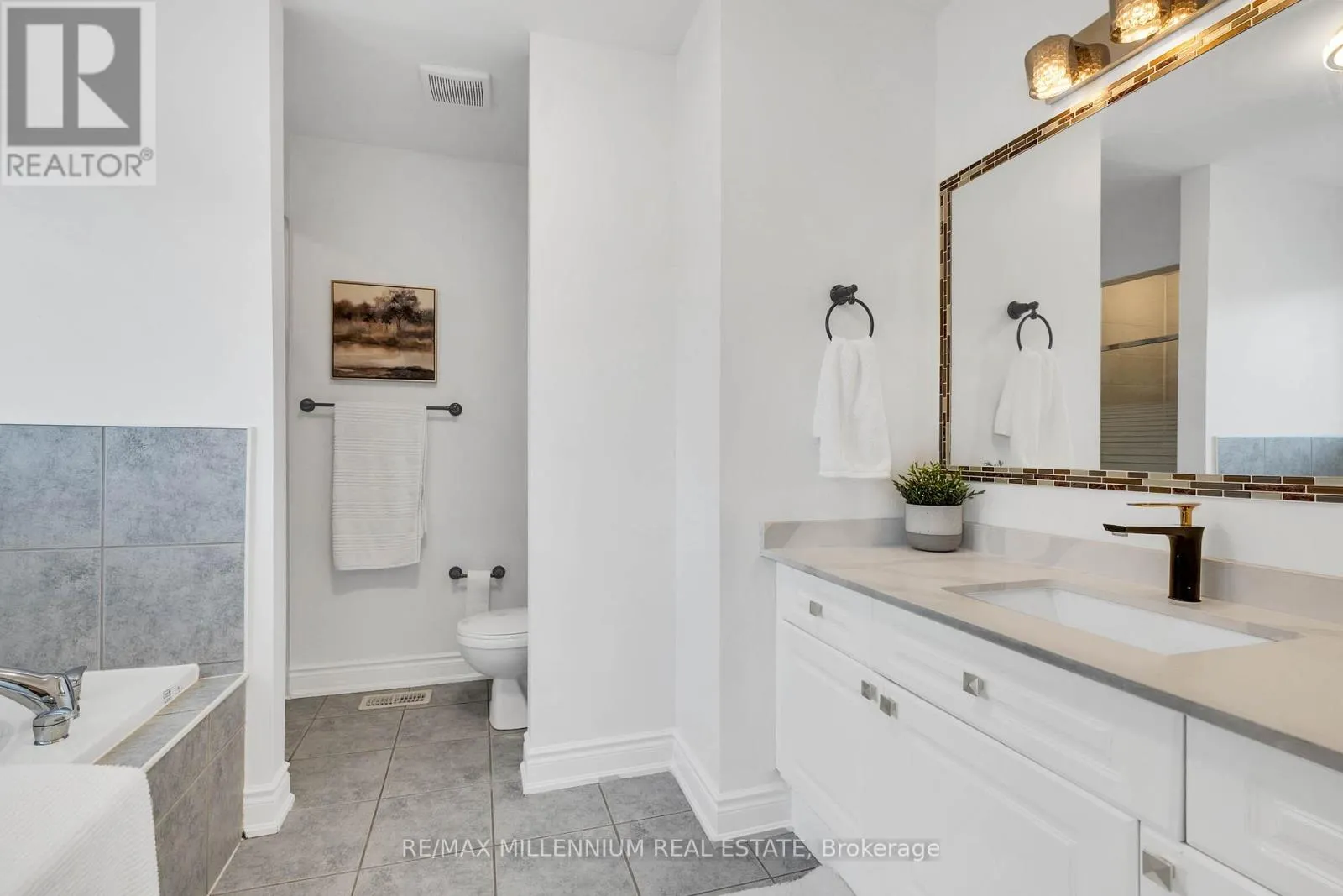 3393 COVENT CRESCENT
