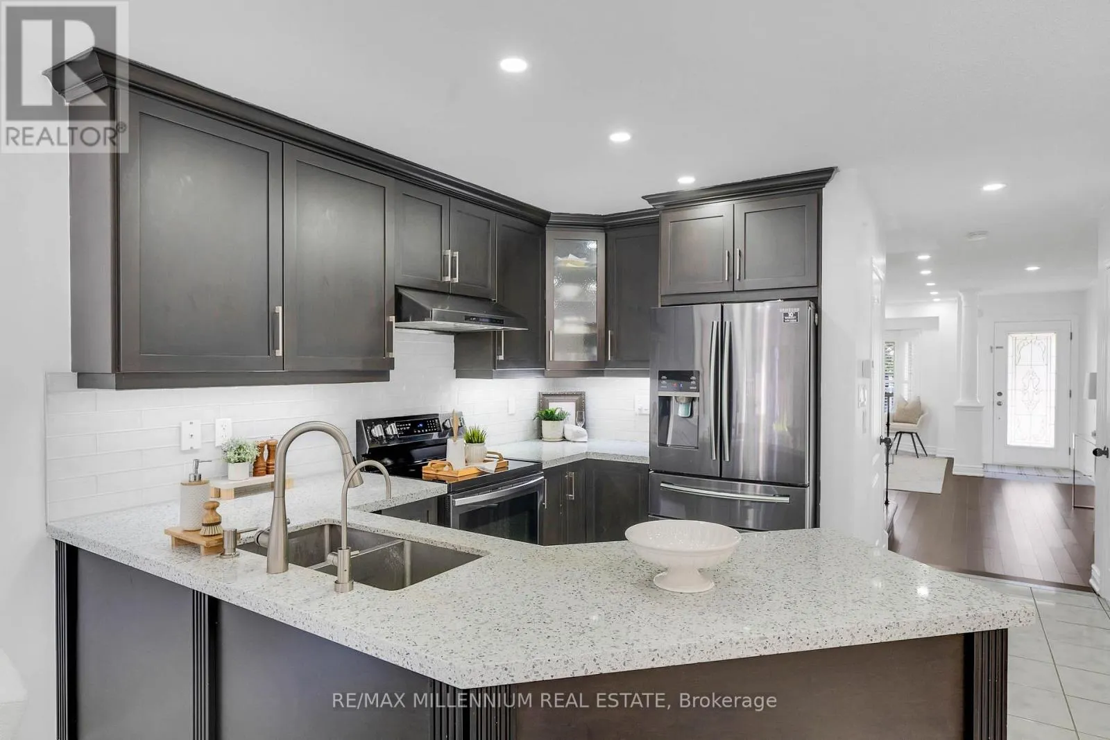 3393 COVENT CRESCENT