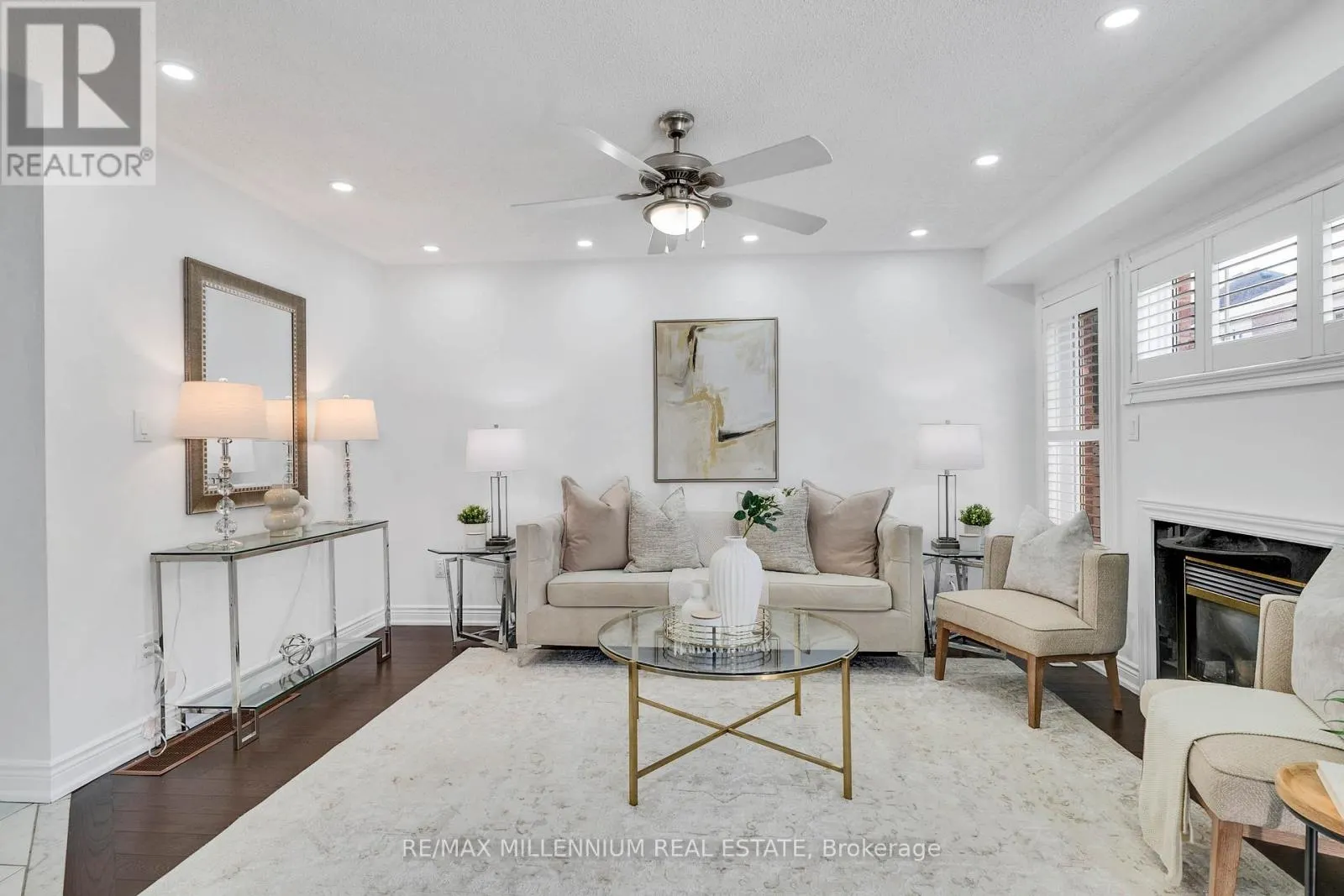 3393 COVENT CRESCENT