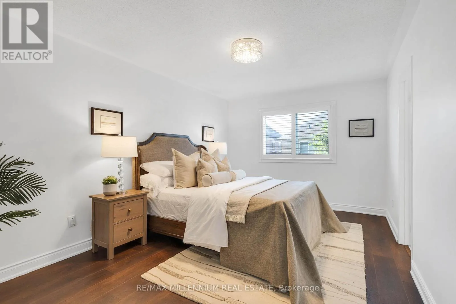 3393 COVENT CRESCENT