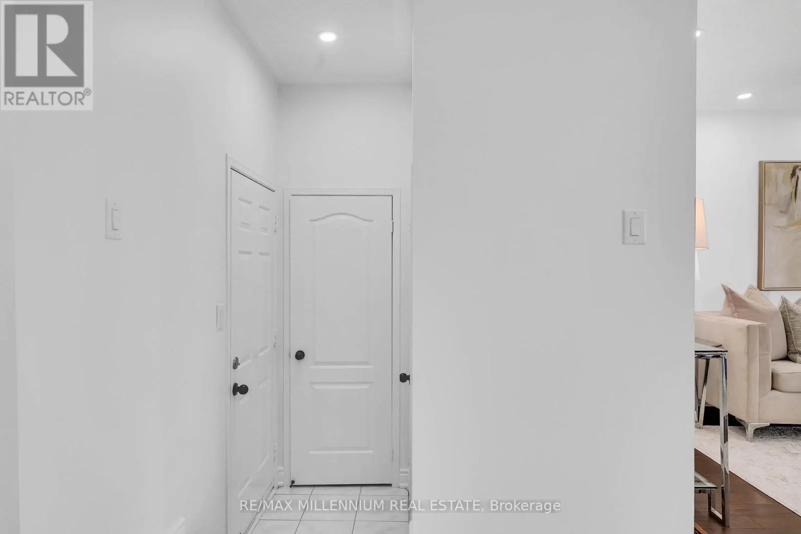 3393 COVENT CRESCENT