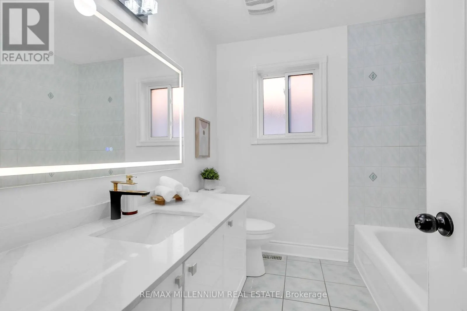 3393 COVENT CRESCENT