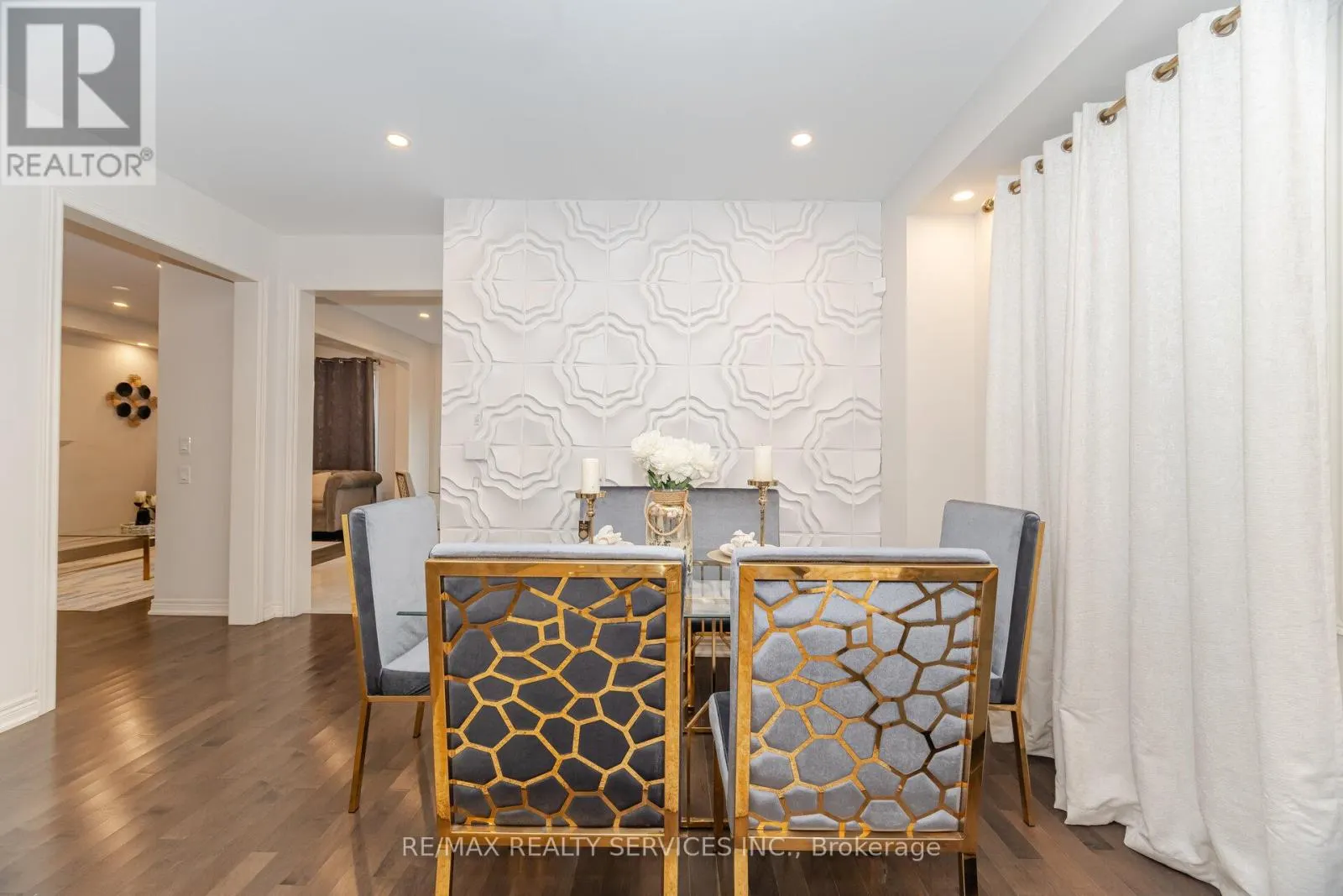 52 BLACKBERRY VALLEY CRESCENT