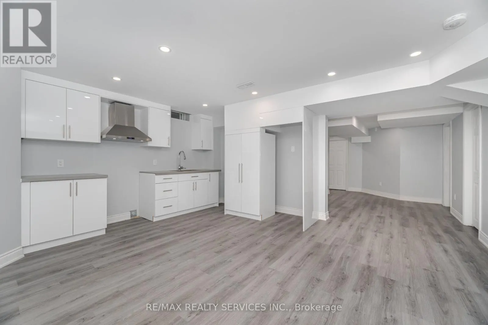 52 BLACKBERRY VALLEY CRESCENT