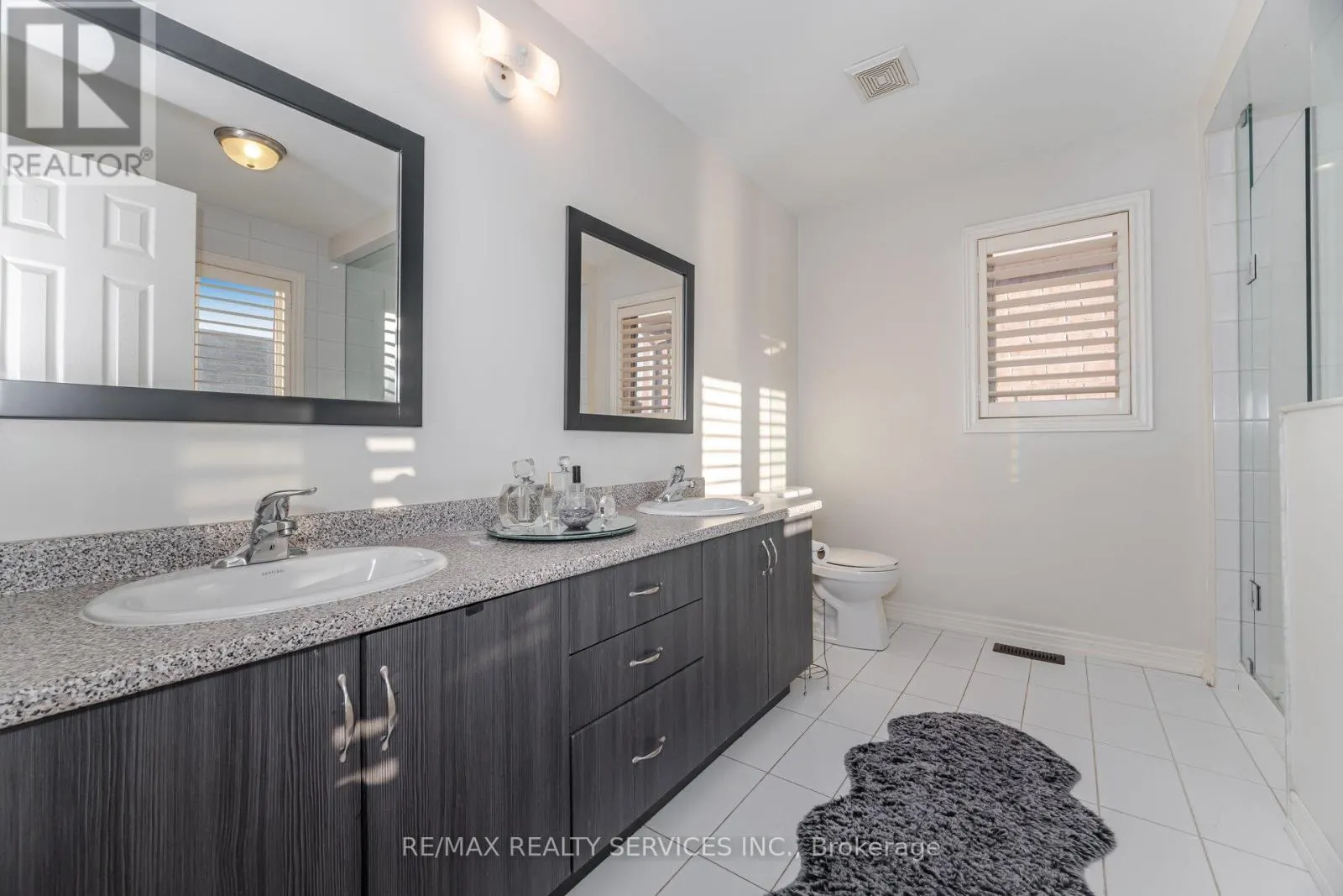 52 BLACKBERRY VALLEY CRESCENT