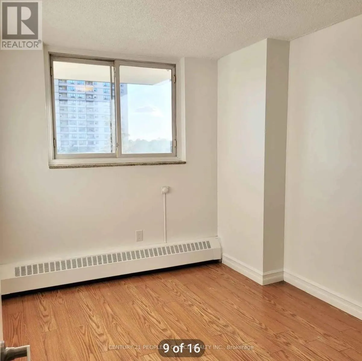408 - 340 DIXON ROAD