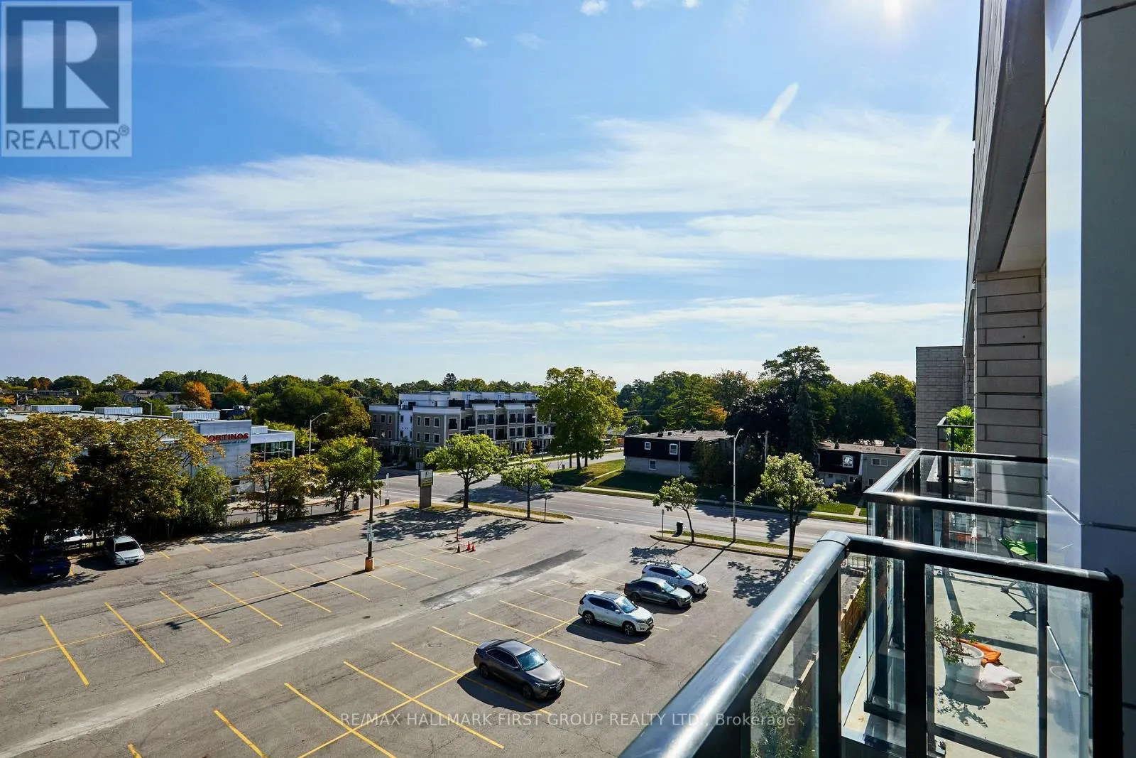 407 - 123 MAURICE DRIVE