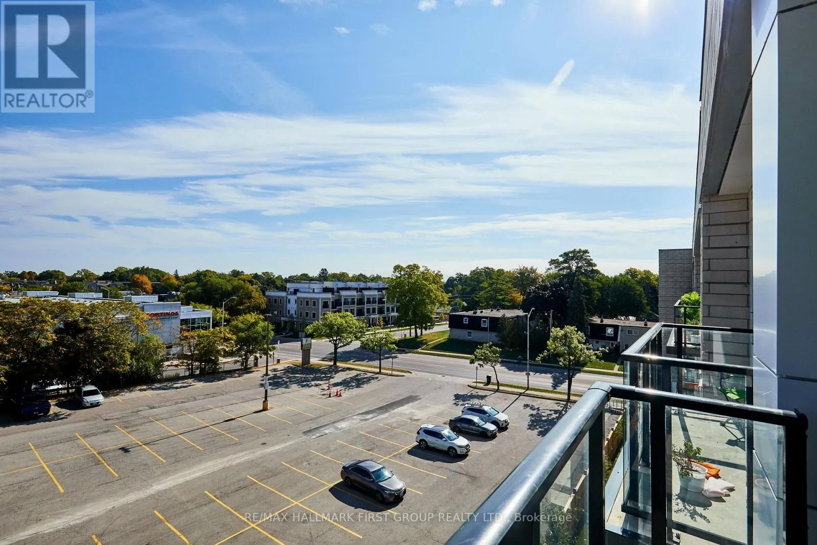 407 - 123 MAURICE DRIVE