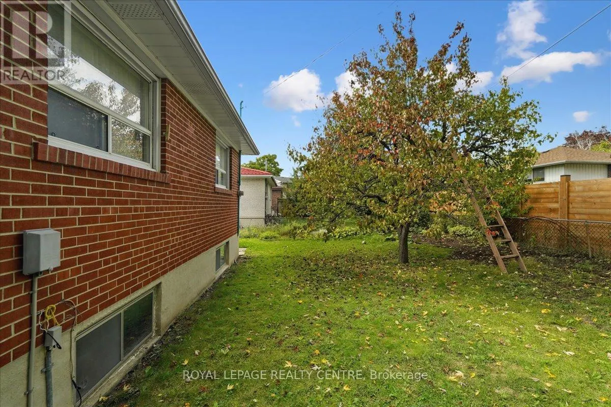 151 REDGRAVE DRIVE