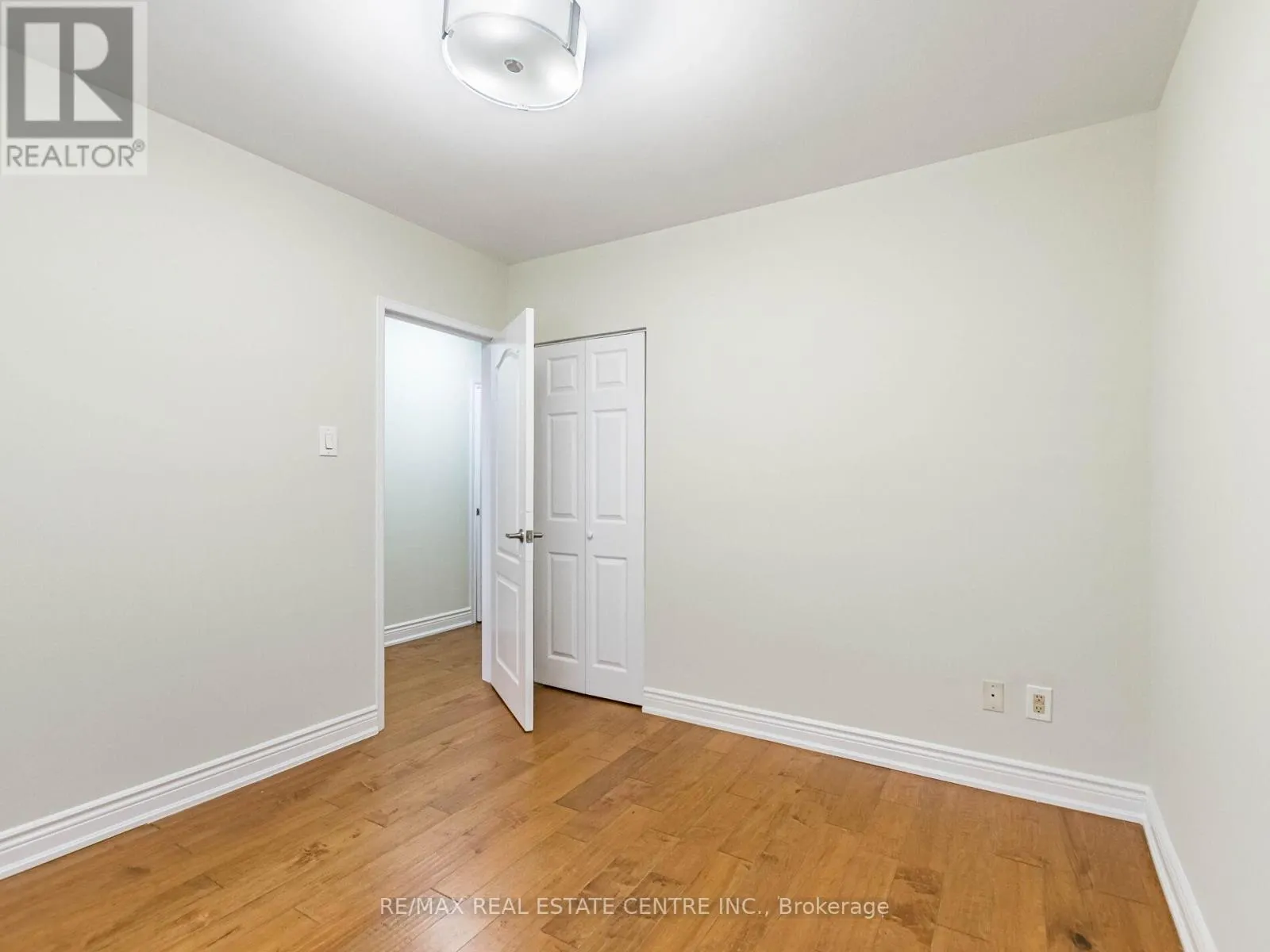 3331 ETUDE DRIVE
