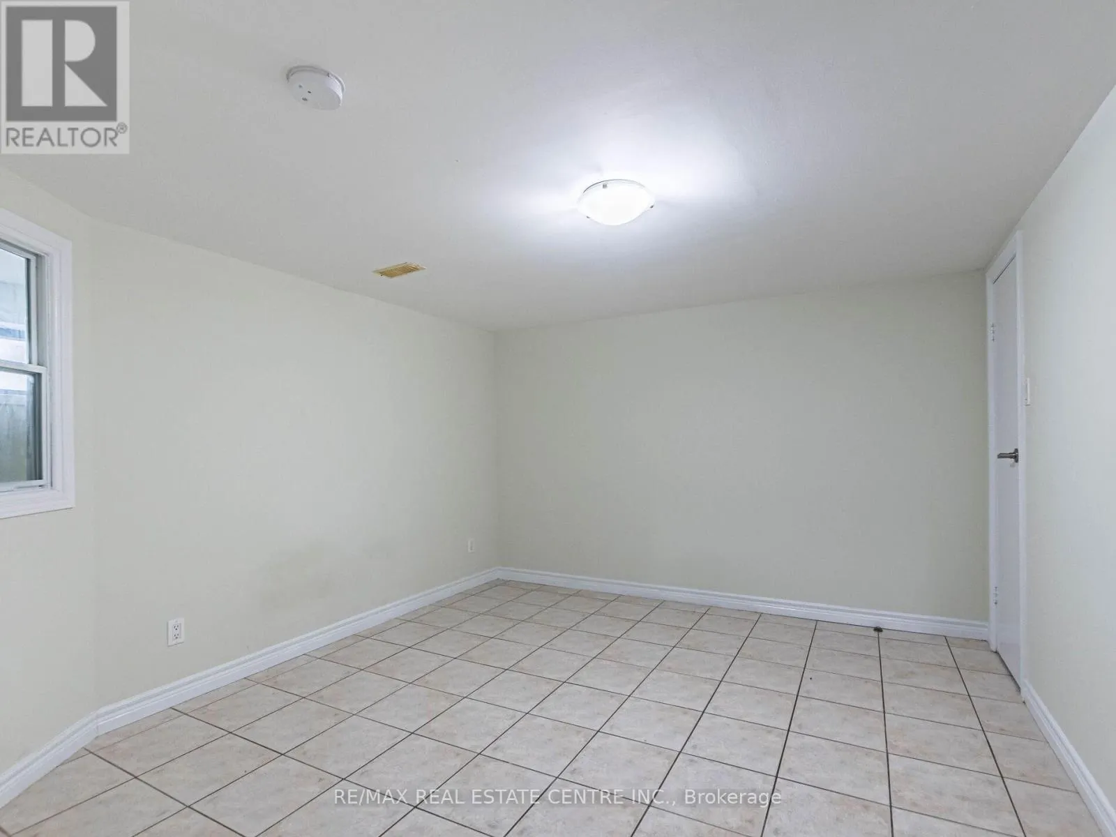 3331 ETUDE DRIVE