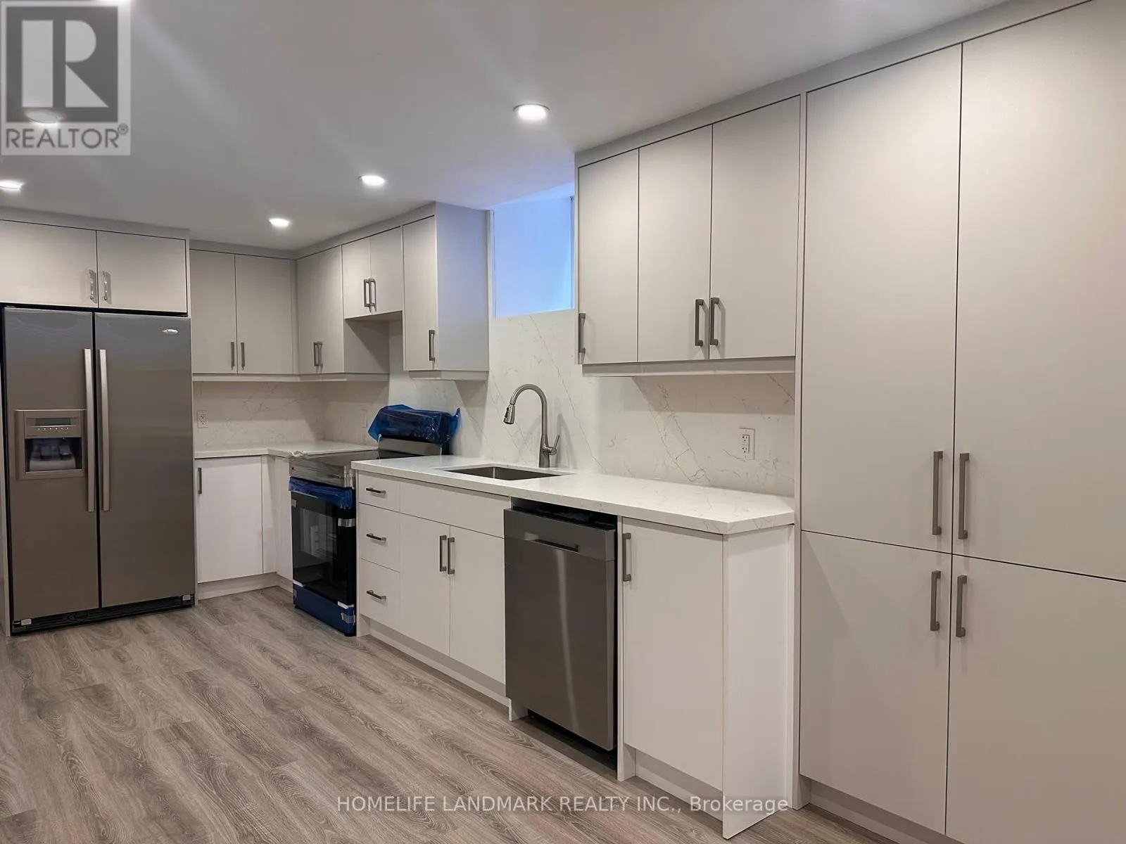 LOWER - 2036 GROSVENOR STREET
