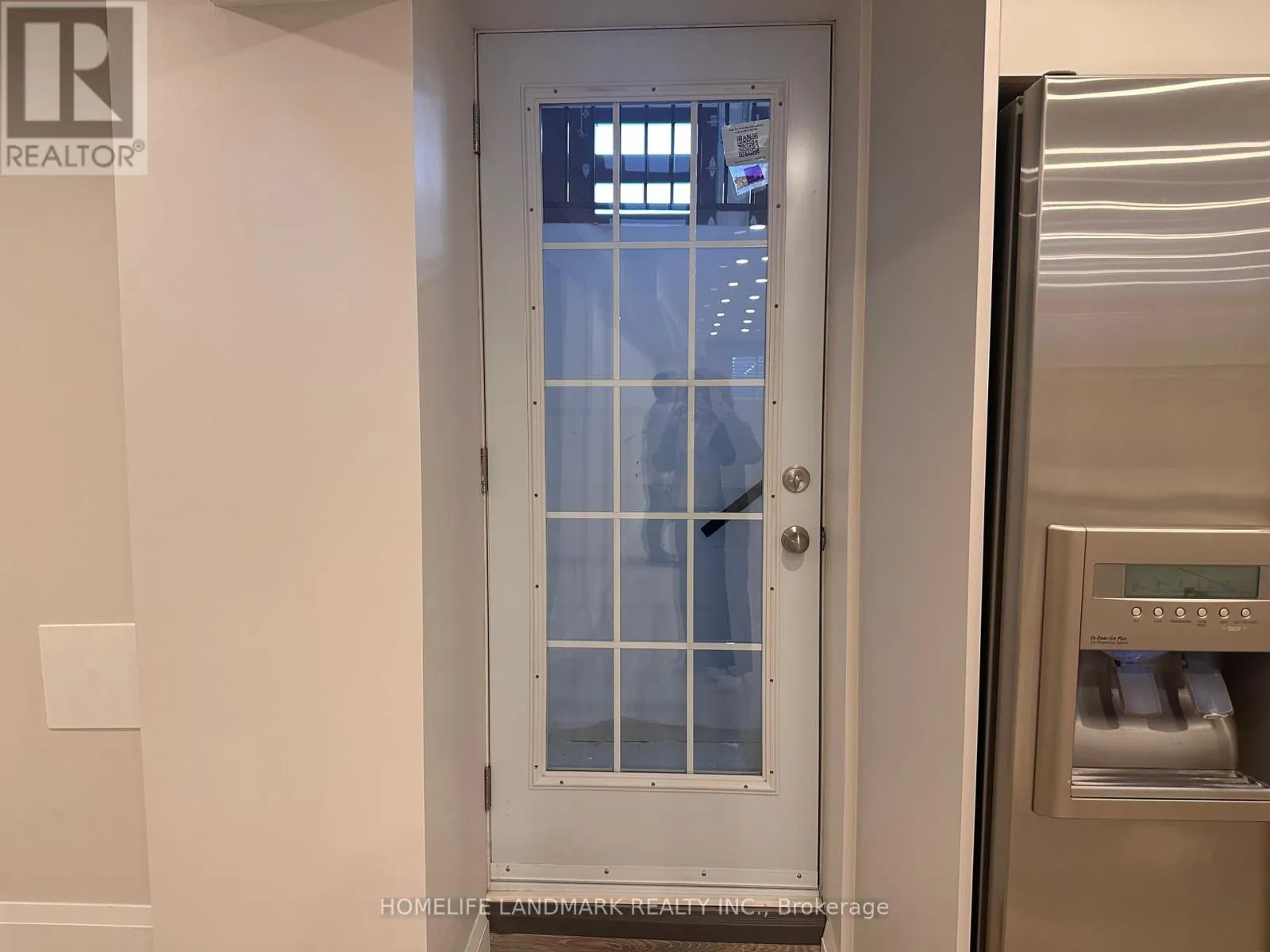 LOWER - 2036 GROSVENOR STREET