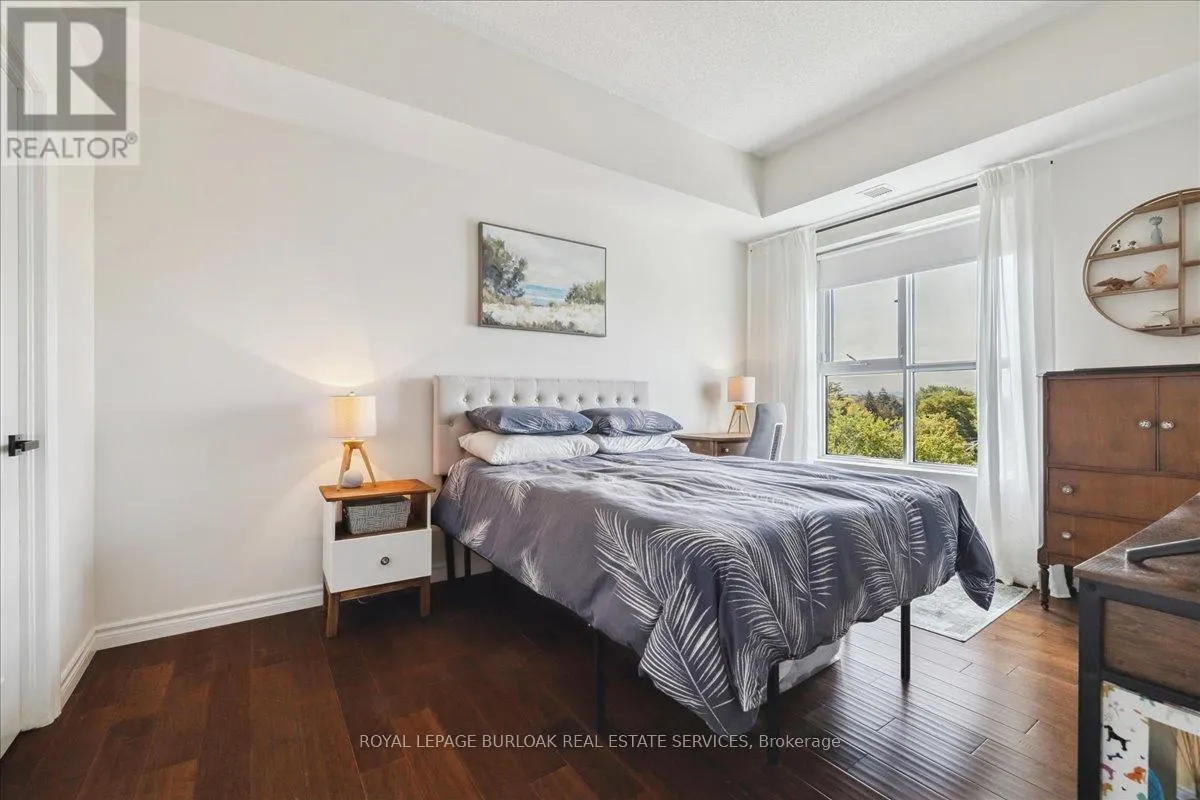 501 - 34 PLAINS ROAD E