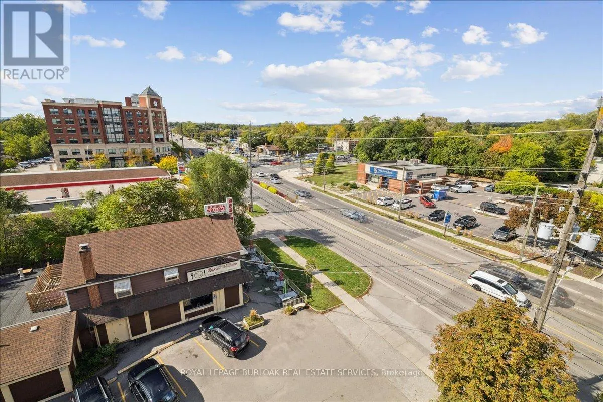 501 - 34 PLAINS ROAD E