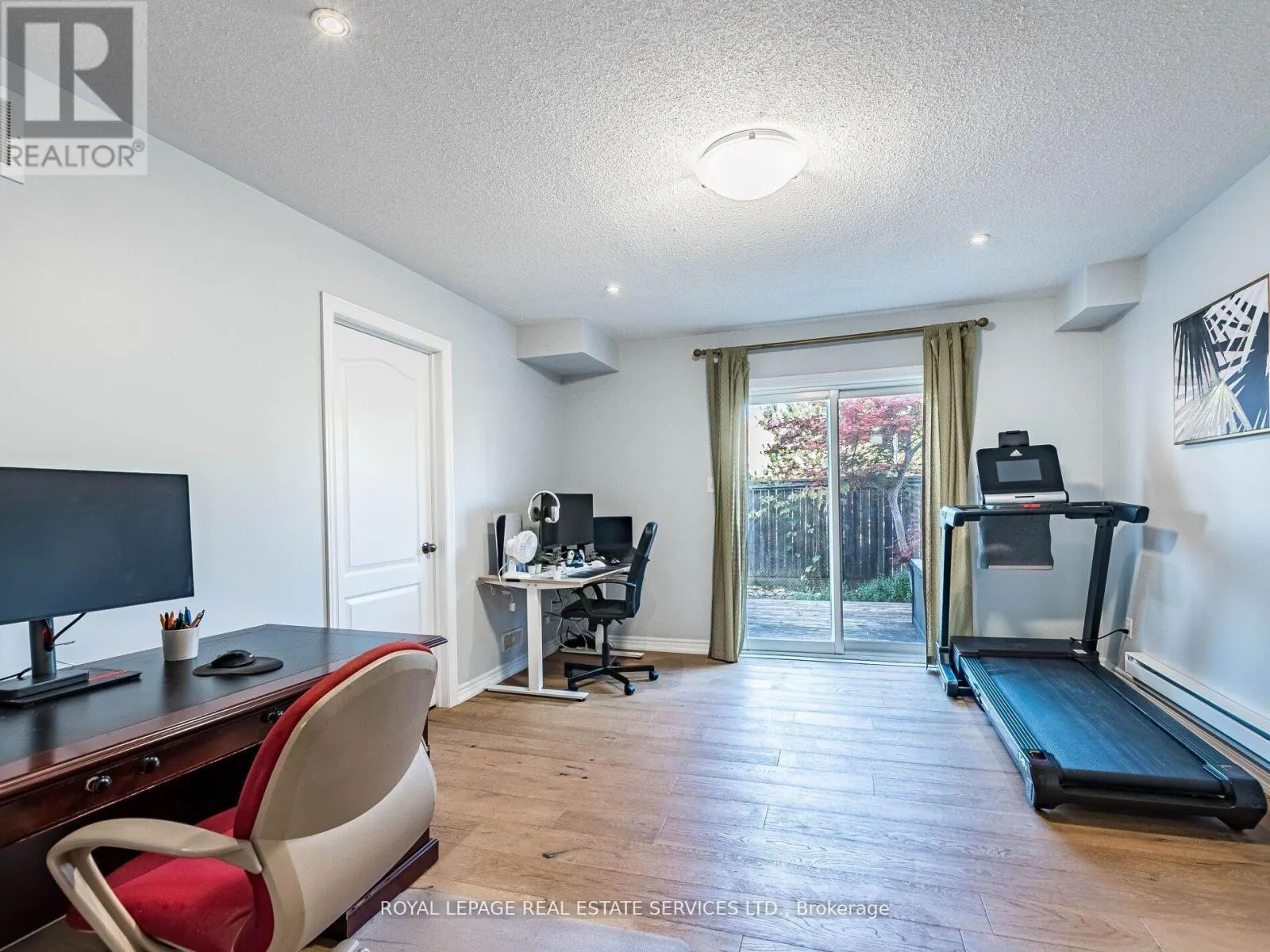 3087 HIGHVALLEY ROAD