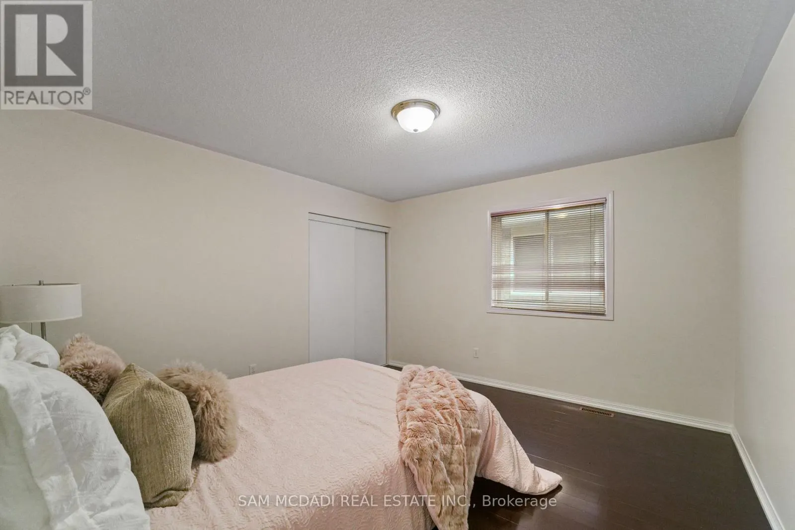 3619 WATERFALL CRESCENT