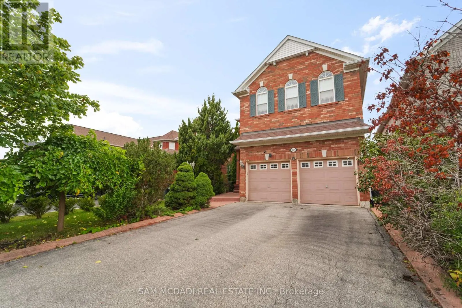 3619 WATERFALL CRESCENT
