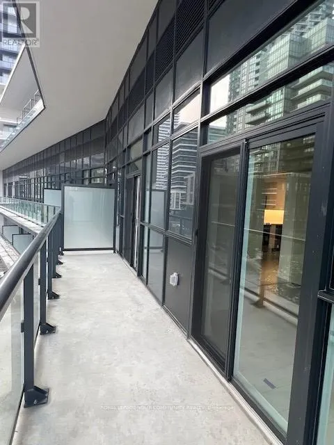 403 - 38 ANNIE CRAIG DRIVE