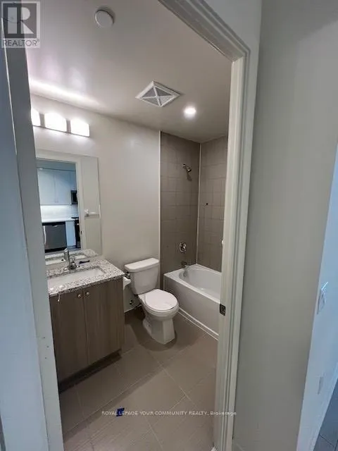 403 - 38 ANNIE CRAIG DRIVE