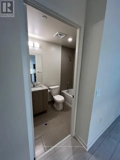 403 - 38 ANNIE CRAIG DRIVE