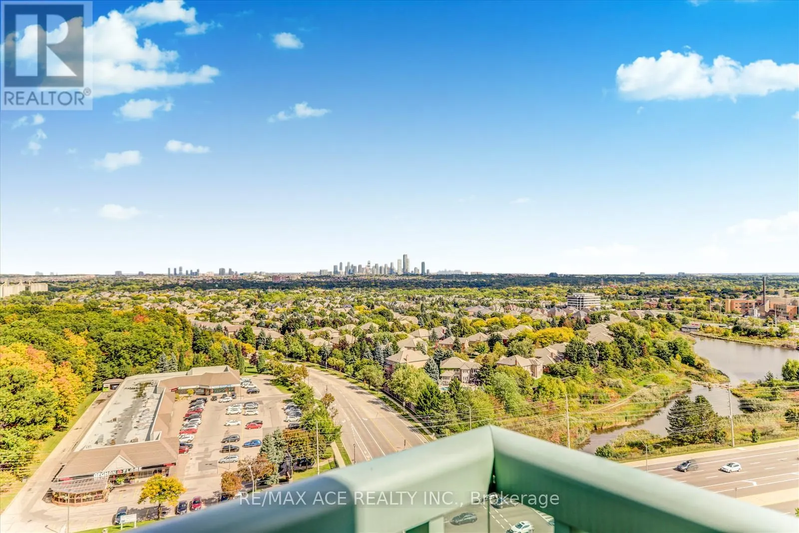 1803 - 2545 ERIN CENTRE BOULEVARD