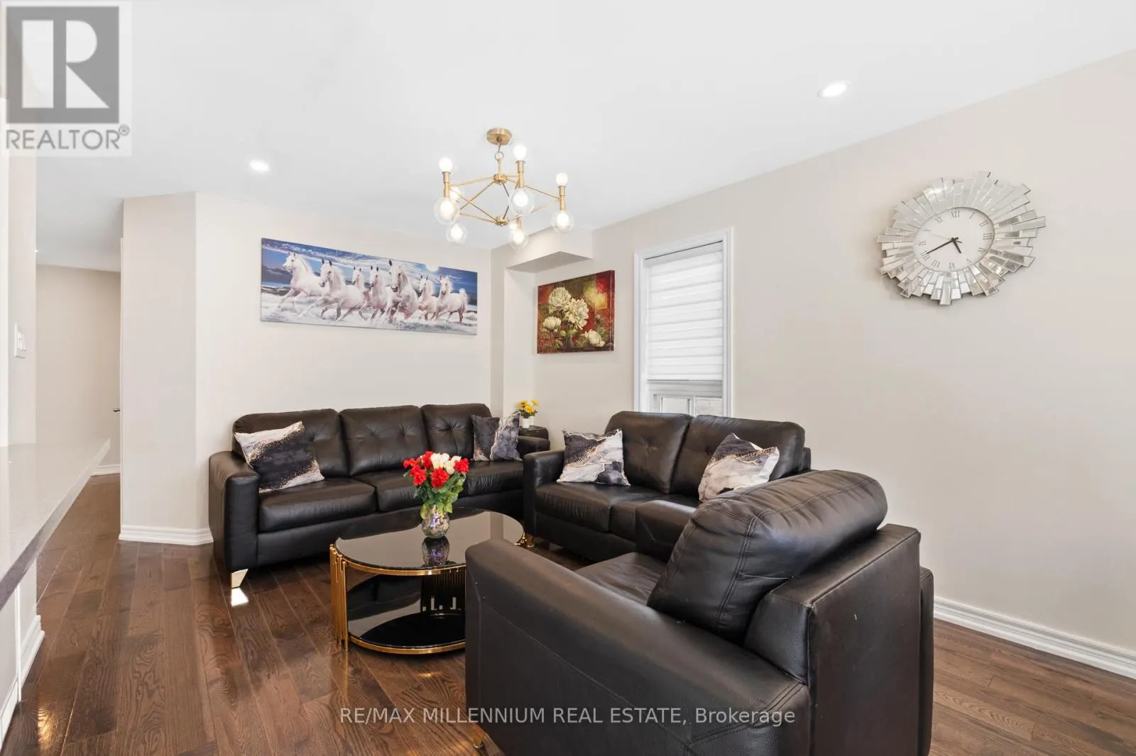 19 EARL GREY CRESCENT