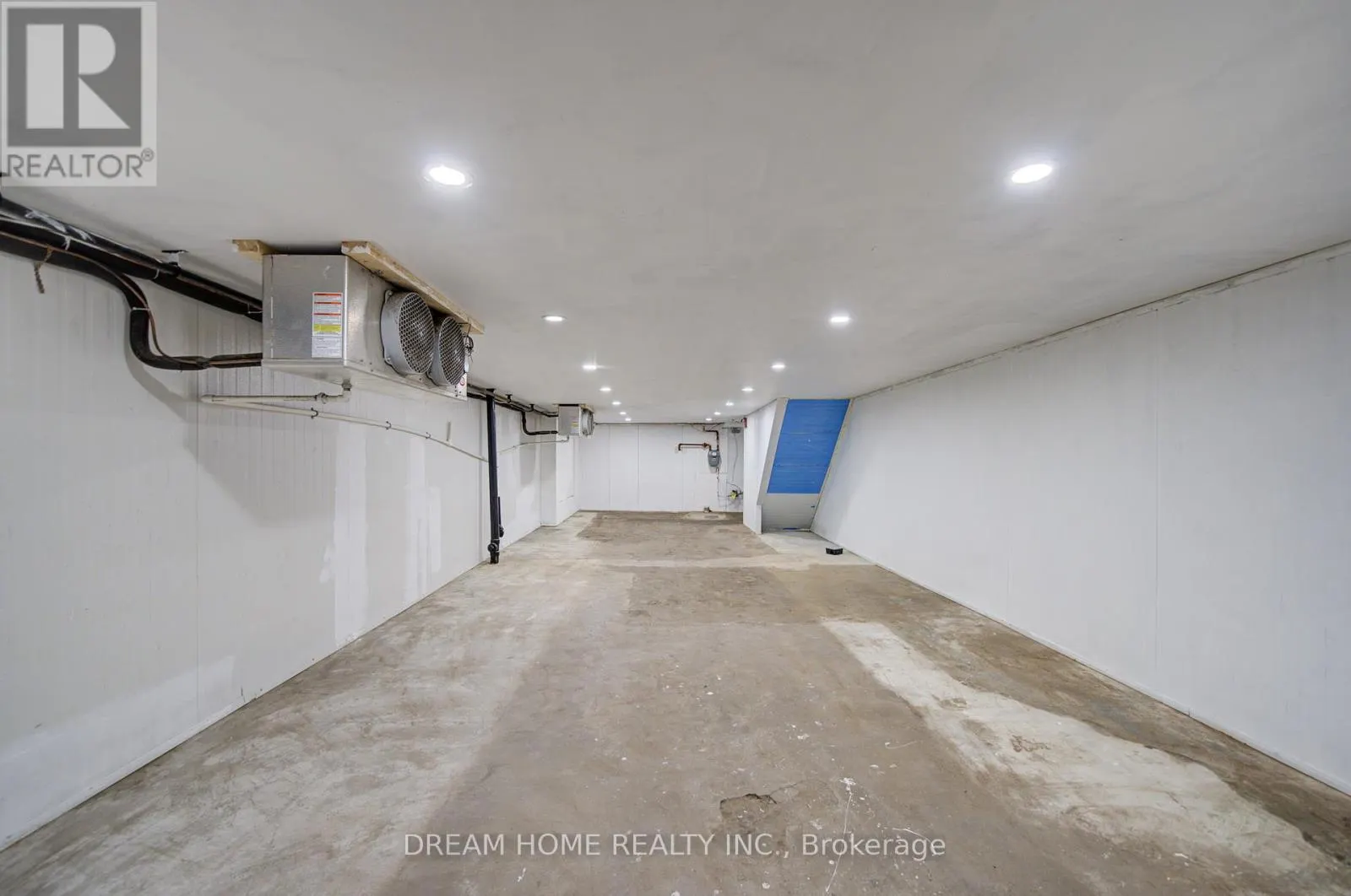 1015 WESTON ROAD