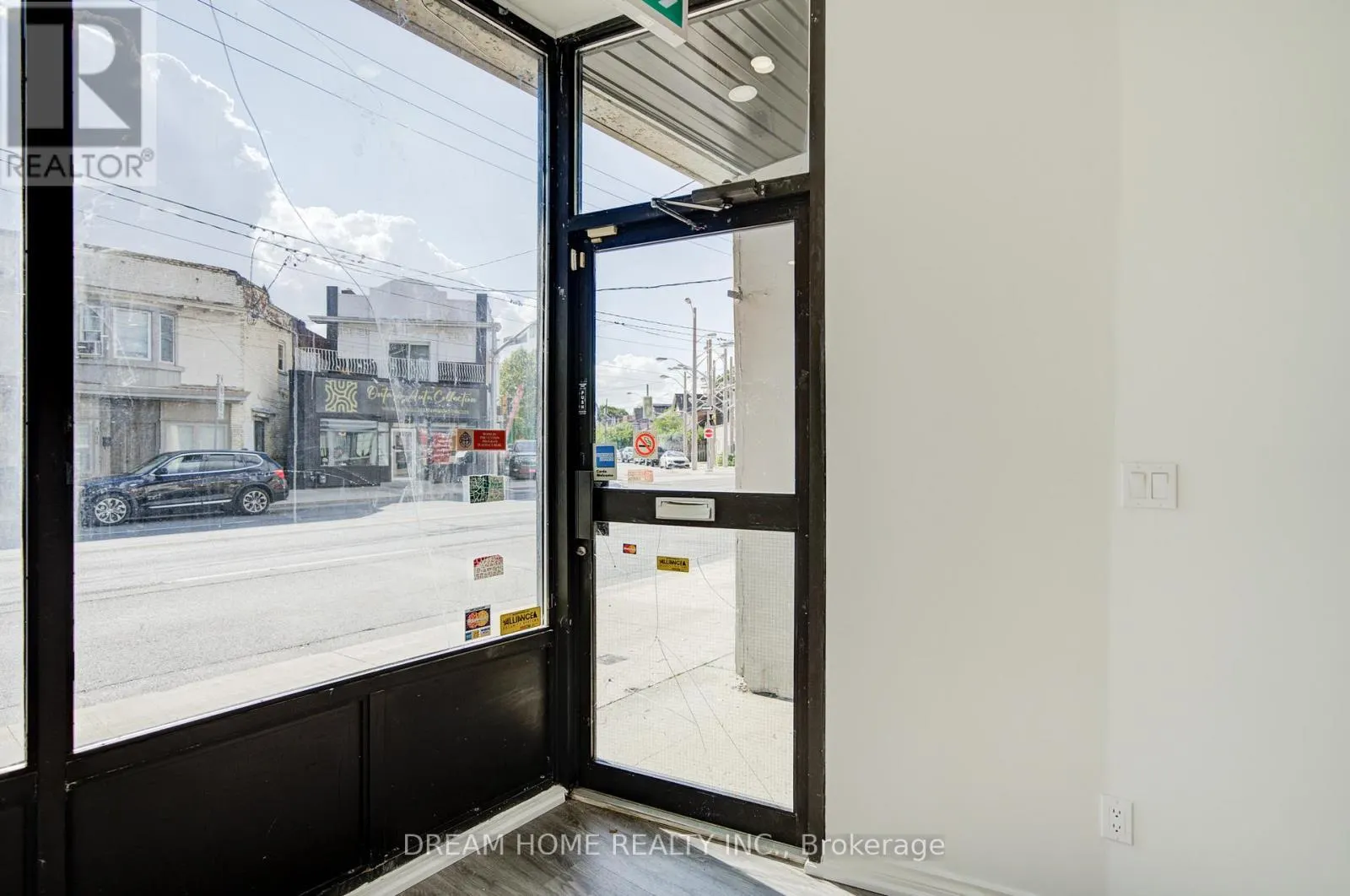 1015 WESTON ROAD