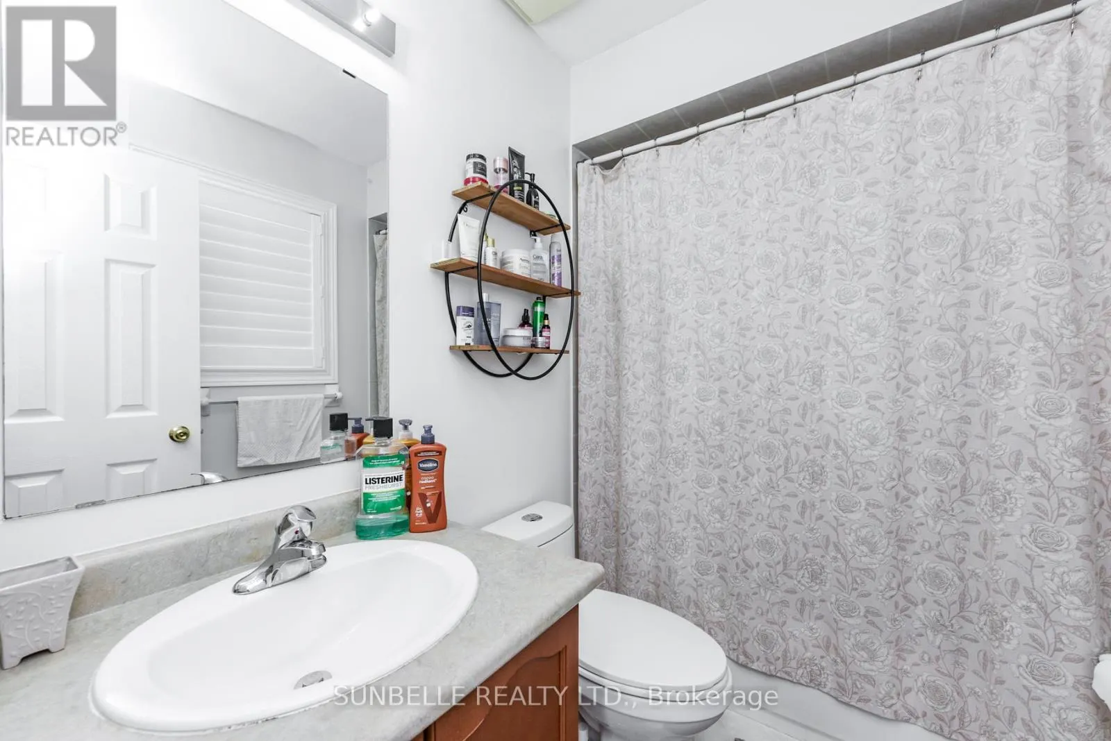 38 SUNNY GLEN CRESCENT