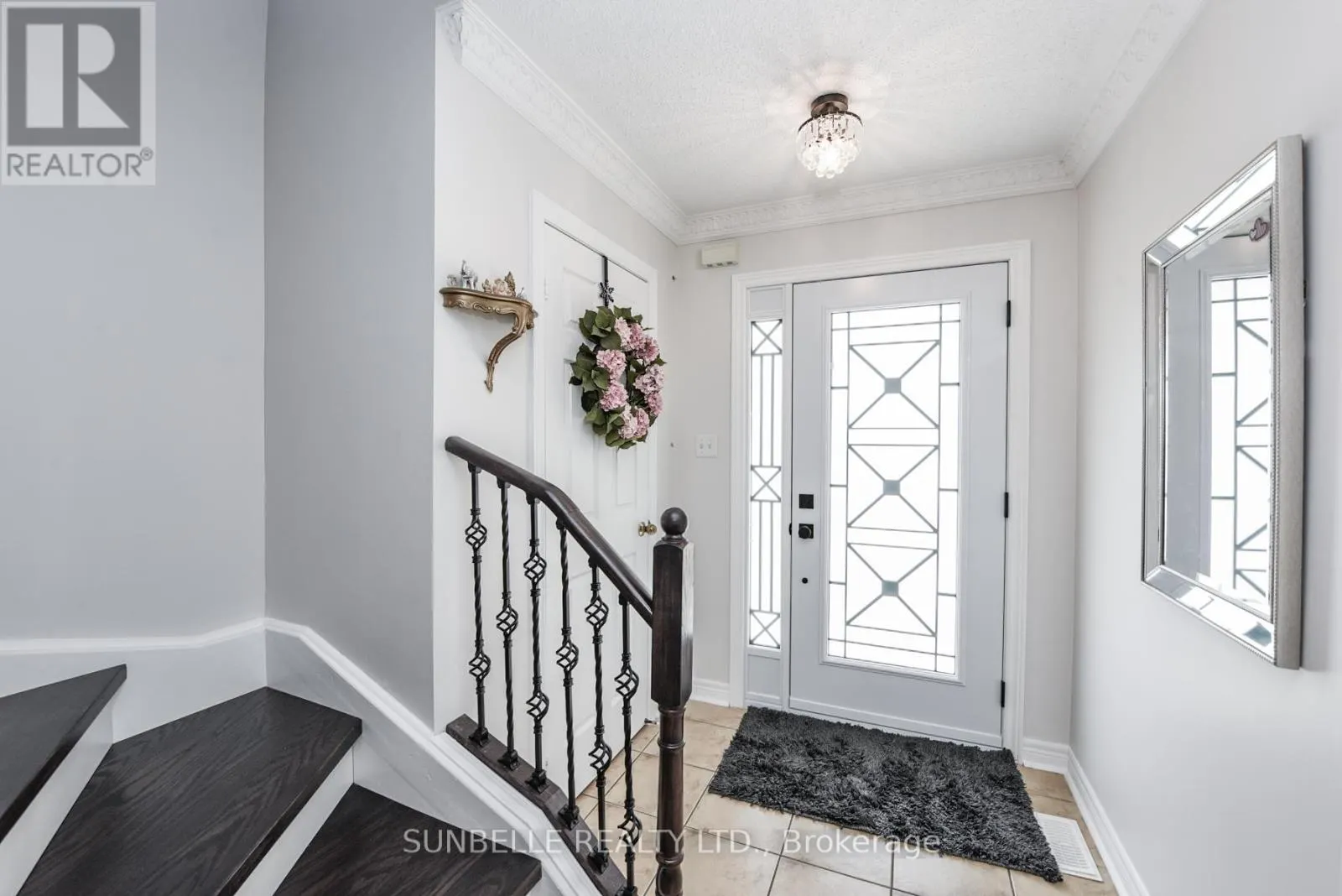 38 SUNNY GLEN CRESCENT