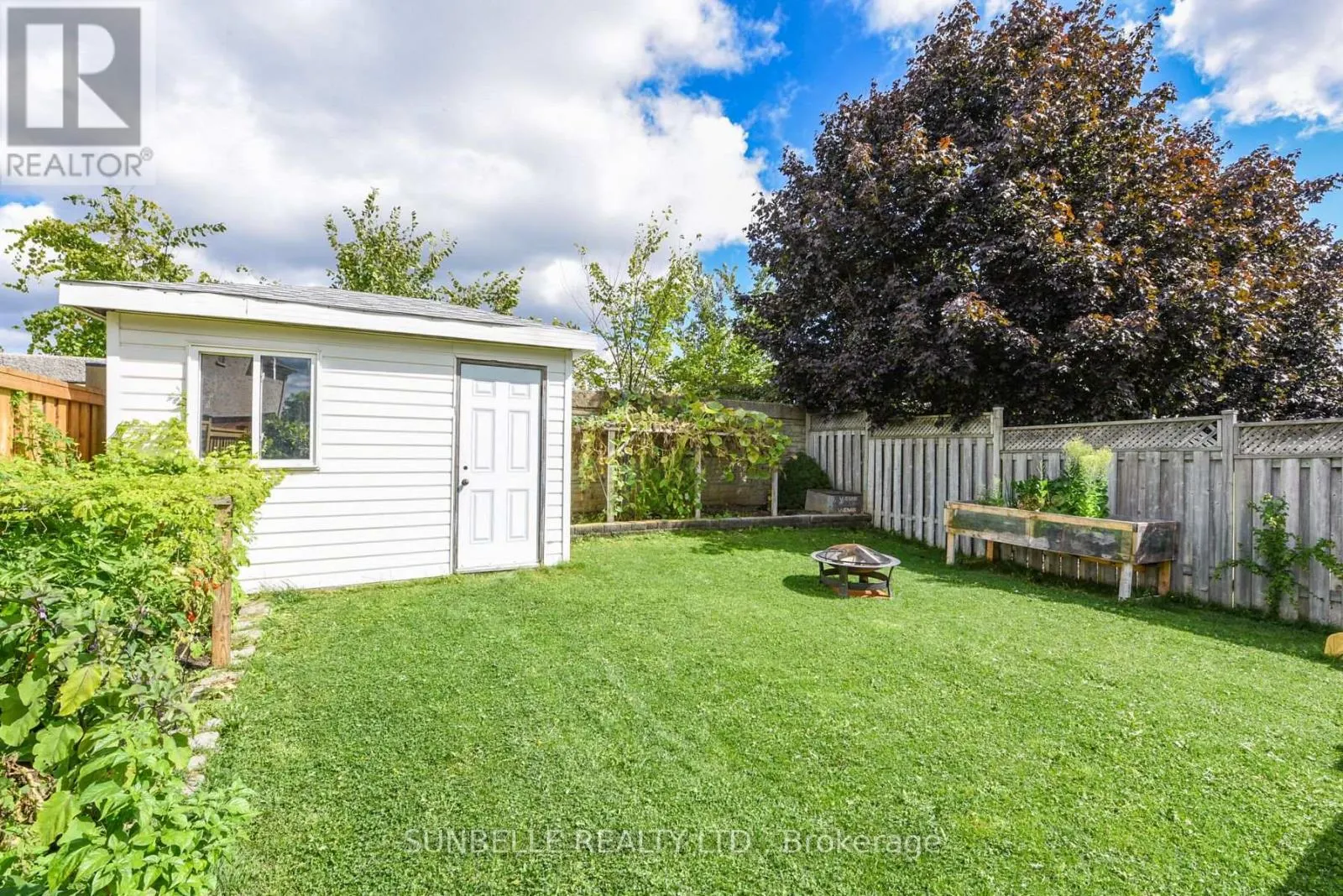 38 SUNNY GLEN CRESCENT