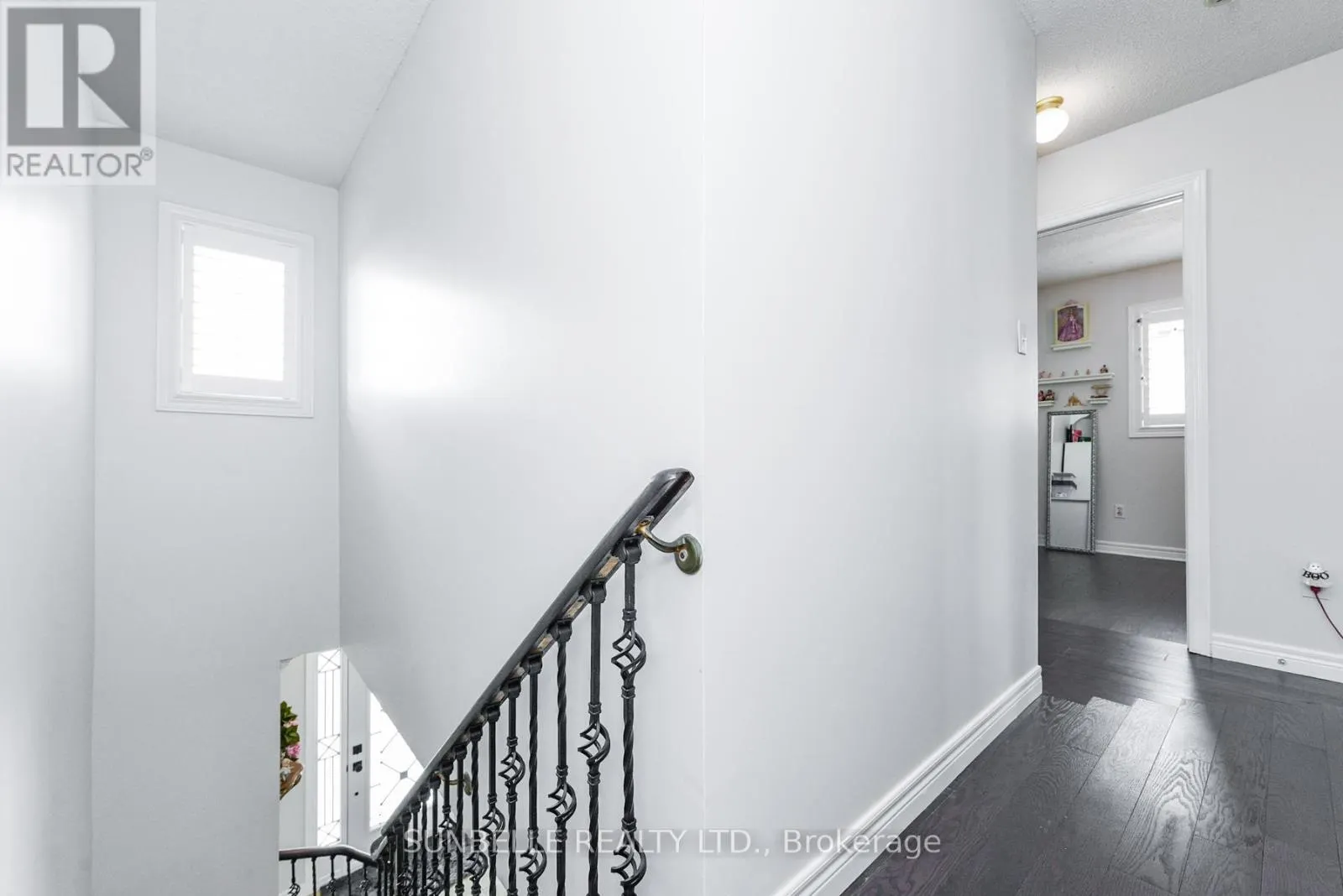 38 SUNNY GLEN CRESCENT