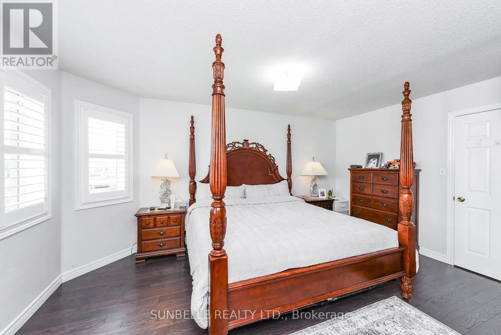 38 SUNNY GLEN CRESCENT