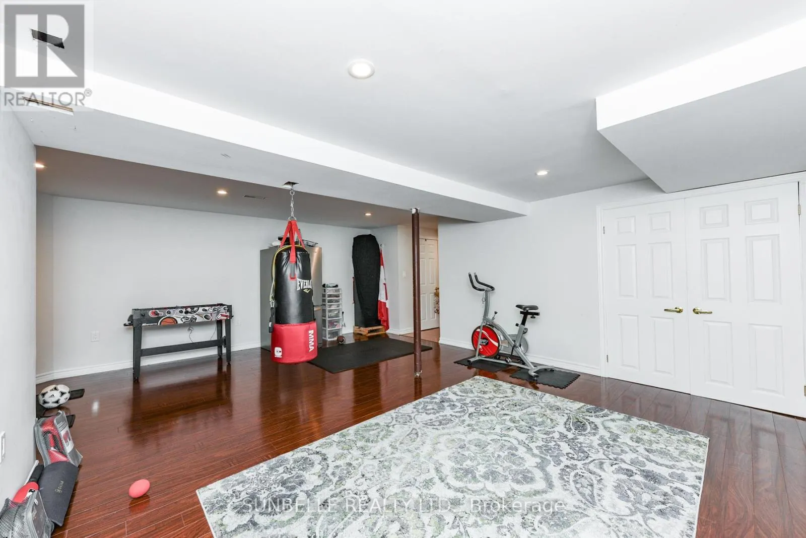 38 SUNNY GLEN CRESCENT