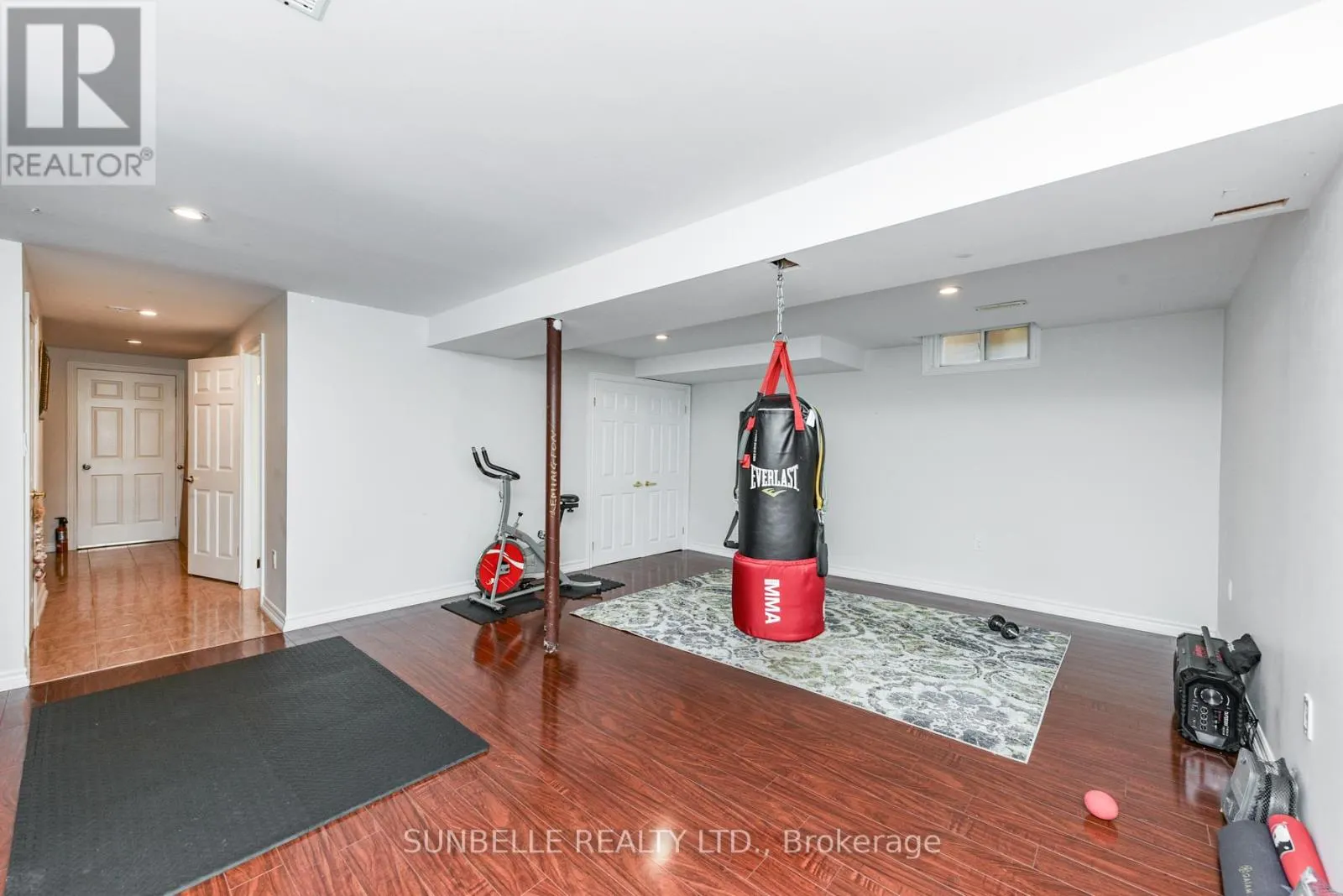 38 SUNNY GLEN CRESCENT