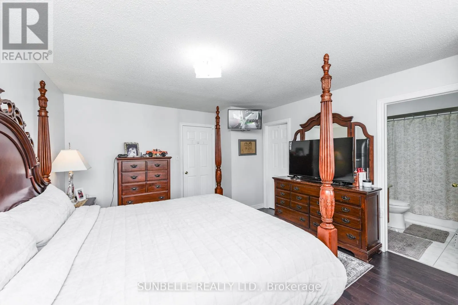 38 SUNNY GLEN CRESCENT