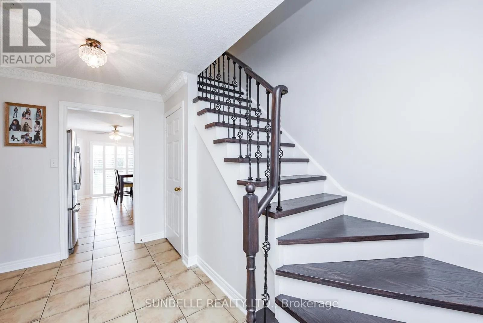 38 SUNNY GLEN CRESCENT