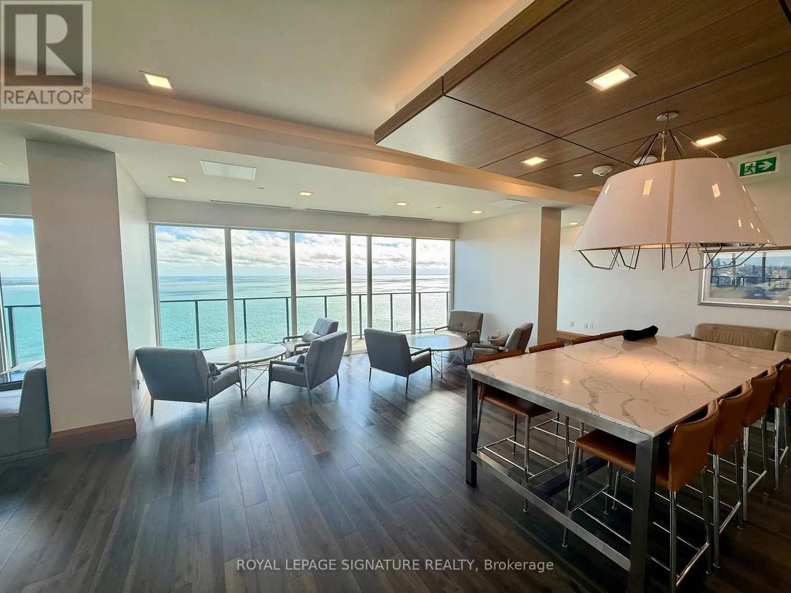 20 SHORE BREEZE DRIVE