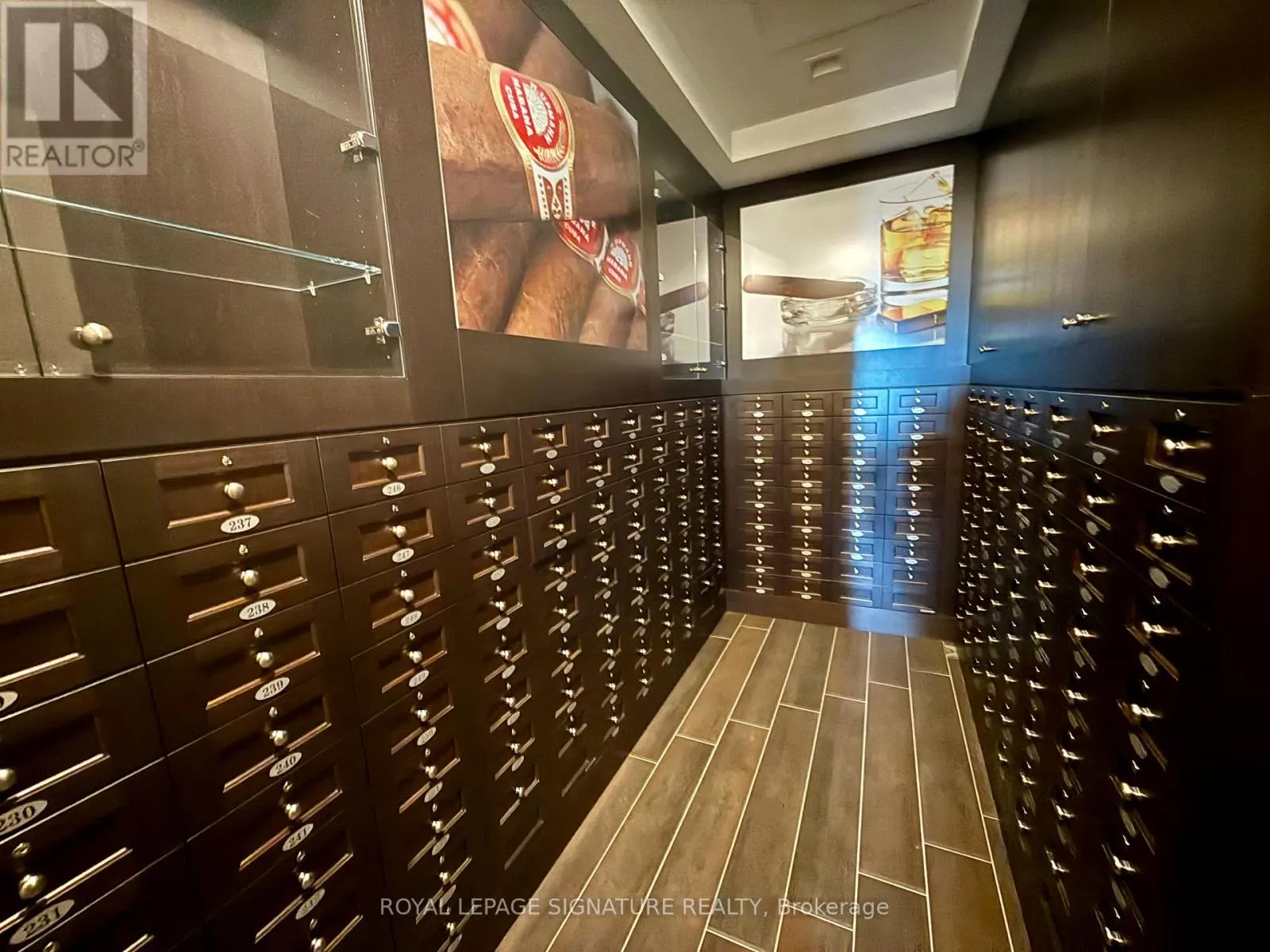 20 SHORE BREEZE DRIVE