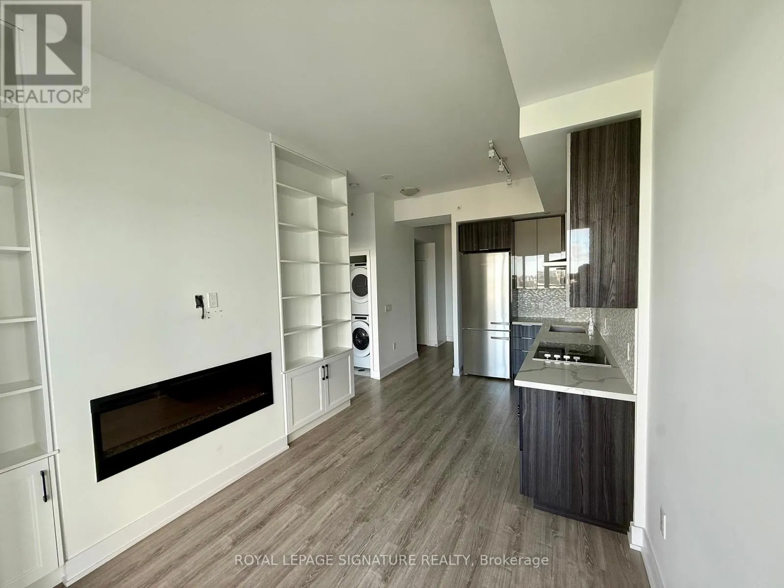 20 SHORE BREEZE DRIVE