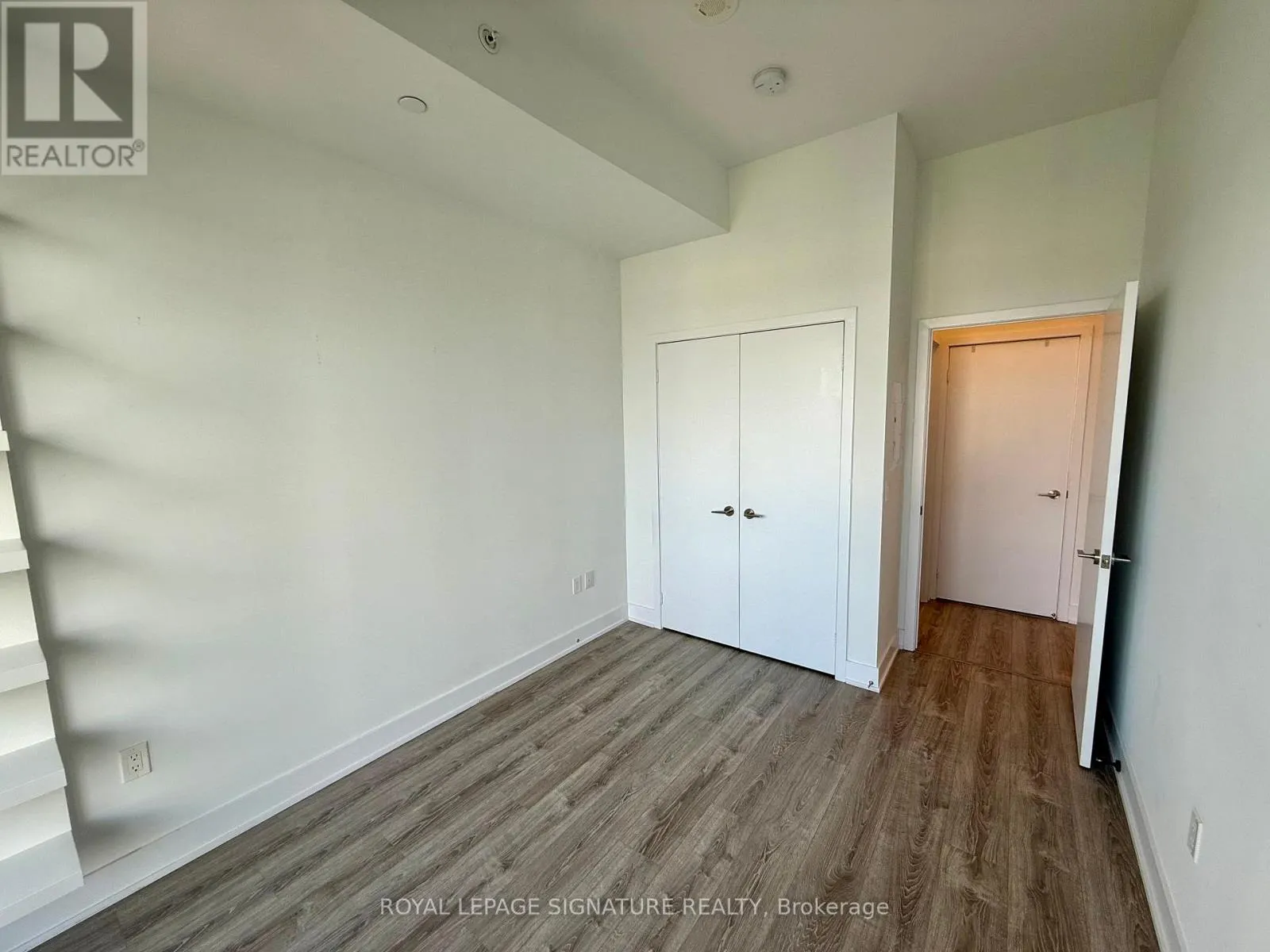 20 SHORE BREEZE DRIVE
