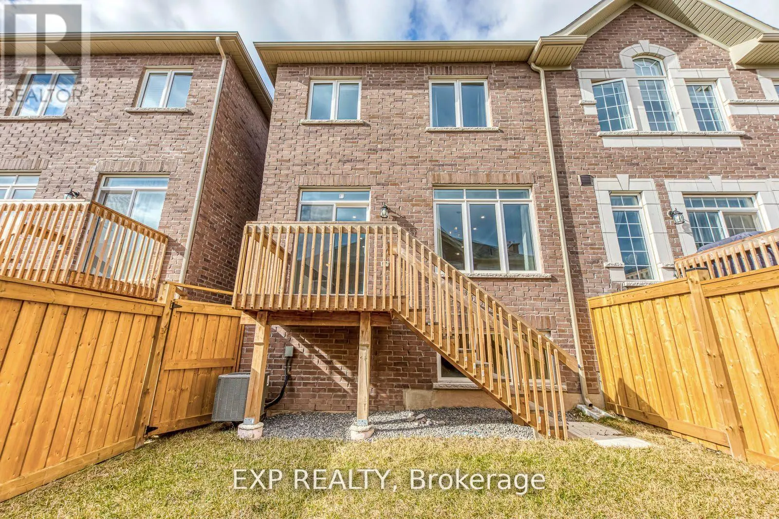 142 TOUCAN TRAIL