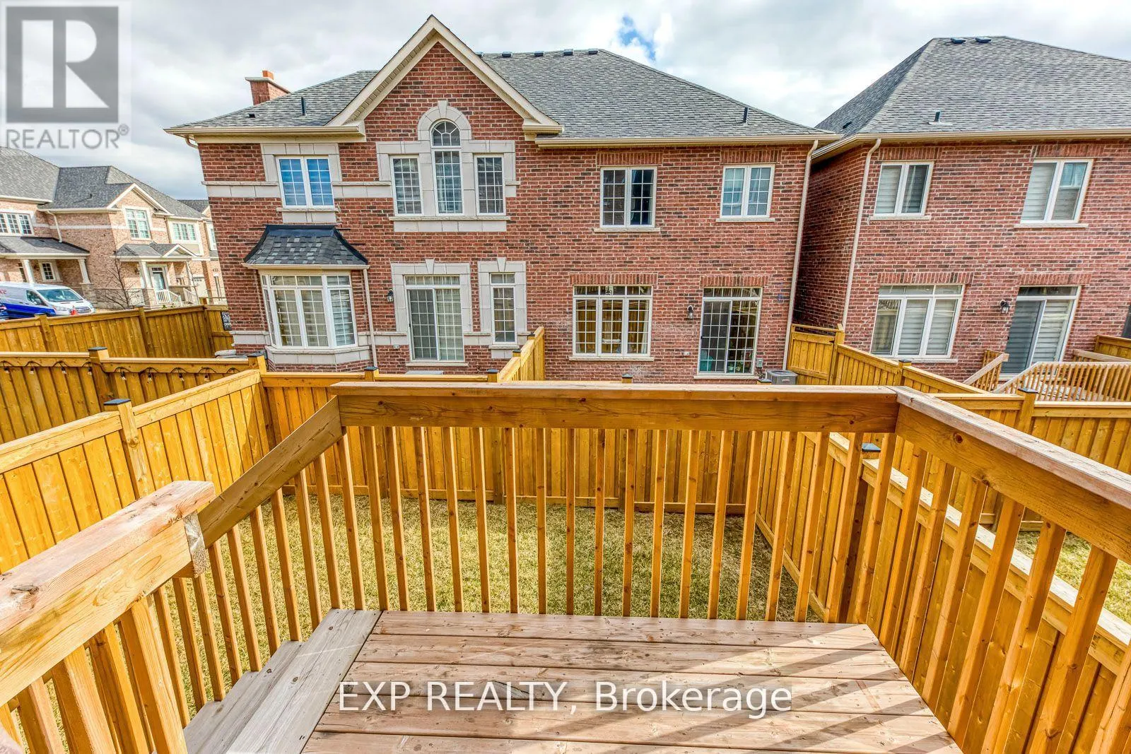 142 TOUCAN TRAIL