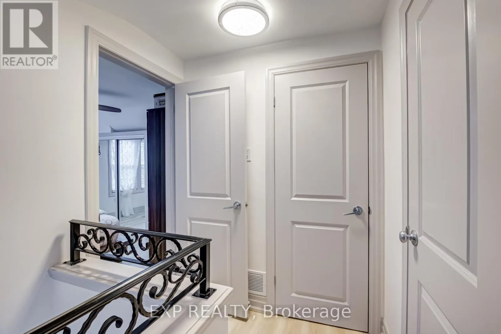 19 ALBANI STREET