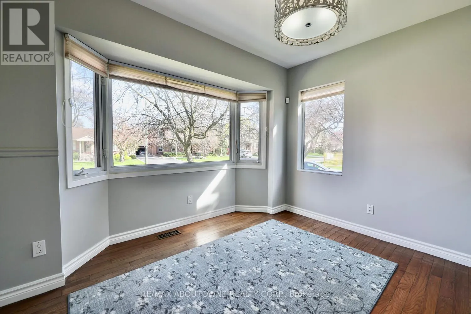 1493 BRIARWOOD CRESCENT