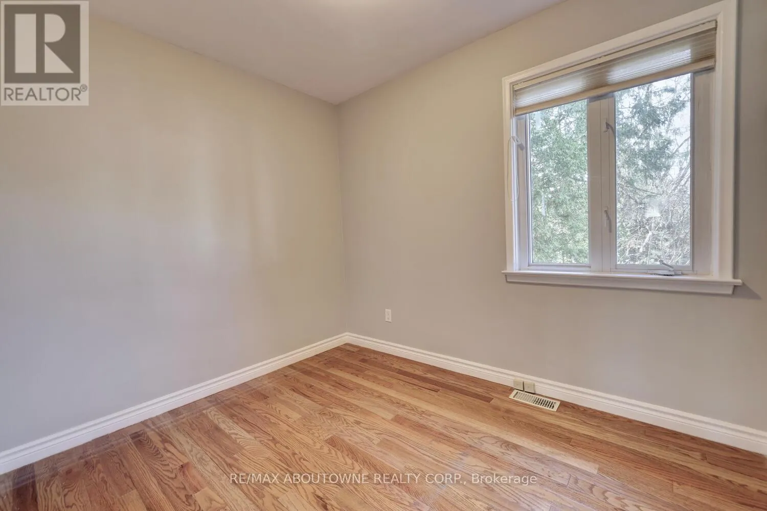 1493 BRIARWOOD CRESCENT