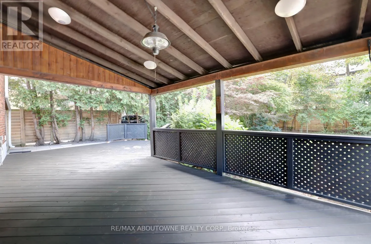 1493 BRIARWOOD CRESCENT